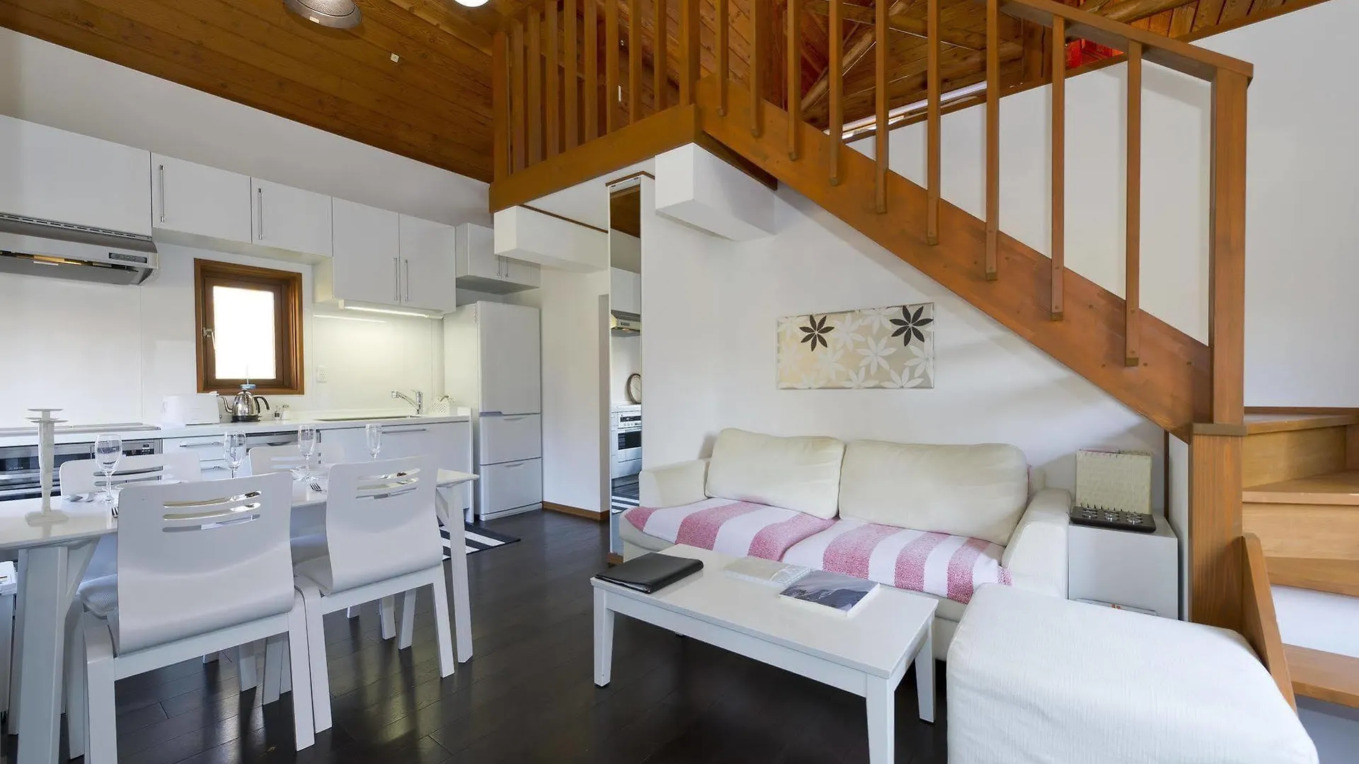 Nupuri Cottage Kutchan Casa de Férias